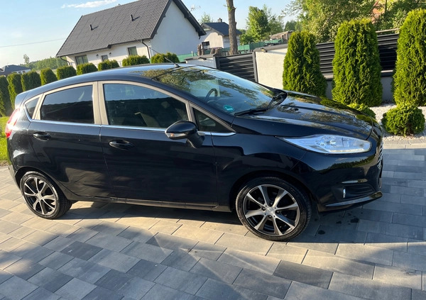 Ford Fiesta cena 23900 przebieg: 125000, rok produkcji 2014 z Zagórów małe 172